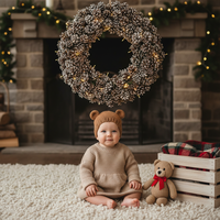 Teddy Warmth – Wreath & Plush Companion