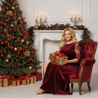 Velvet Gift – Classic Holiday Elegance